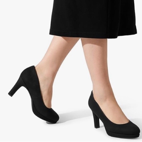 Dream Pairs Classic Black Velvet Heels Size 7.5 - Picture 5 of 16